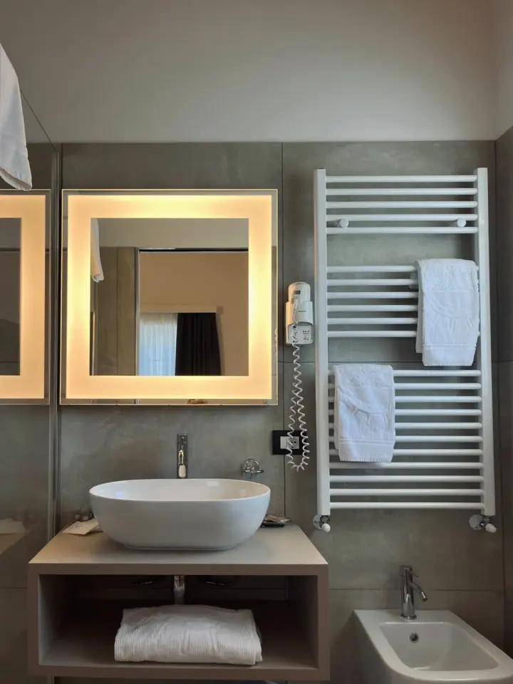 Bagno della camera 22 dell’Hotel La Meridiana